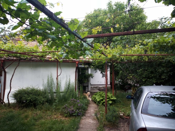 Къща в с. Аврен, Област Варна - 120 кв.м за 362 €/кв.м - Снимка #1