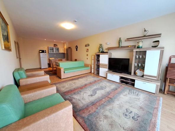 Двустаен апартамент в к.к. Златни пясъци - 95 кв.м за 483 €/кв.м - Снимка #1