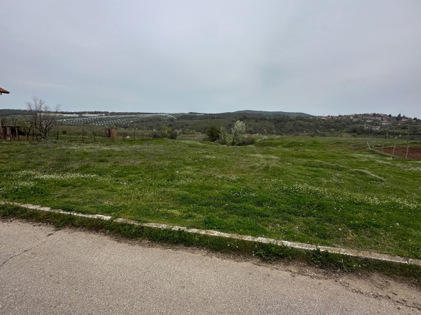 Парцел в с. Стамболово, Област Хасково - 750 кв.м за 13 €/кв.м - Снимка #1