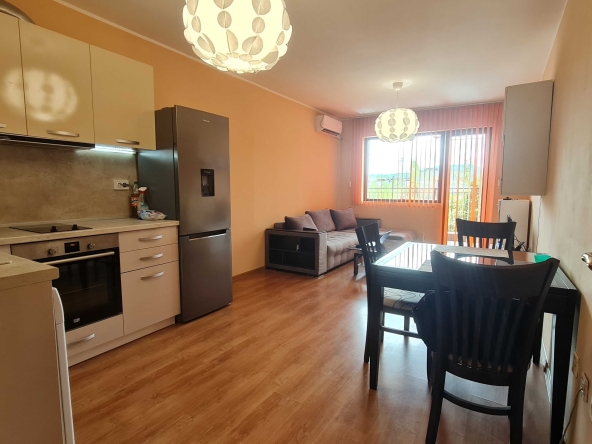 Дава се под наем Двустаен апартамент в София, Студентски град - 69 кв.м за 648.21 € - Снимка #1