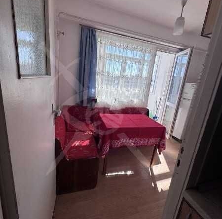 Дава се под наем Едностаен апартамент в Бургас, Изгрев - 40 кв.м за 318.75 € - Снимка #1