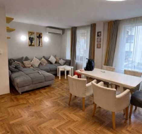 Дава се под наем Тристаен апартамент в София, Гео Милев - 100 кв.м за 822.63 € - Снимка #1