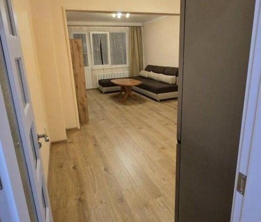 Дава се под наем Тристаен апартамент в София, Център - 73 кв.м за 897.6 € - Снимка #1