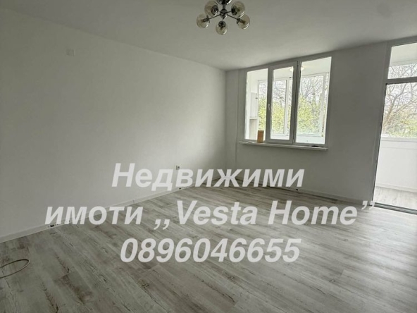 Двустаен апартамент в Казанлък - 75 кв.м за 707 €/кв.м - Снимка #1