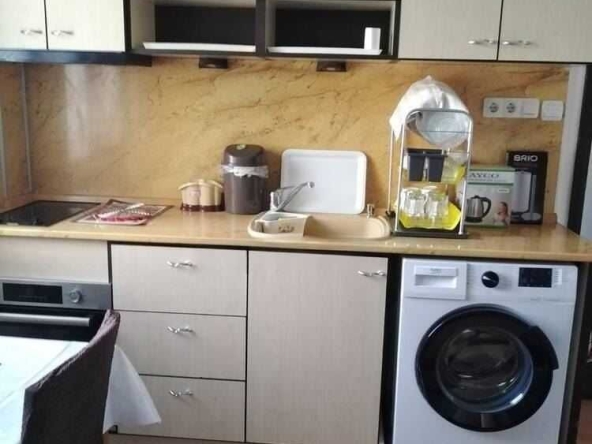 Дава се под наем Едностаен апартамент в Пловдив, Тракия - 49 кв.м за 298.86 € - Снимка #1