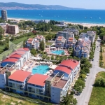 Двустаен апартамент в к.к. Слънчев бряг - 64 кв.м за 677 €/кв.м - Снимка #1