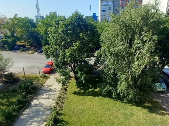 Дава се под наем Четиристаен апартамент в София, Хаджи Димитър - 105 кв.м за 698.19 € - Снимка #1