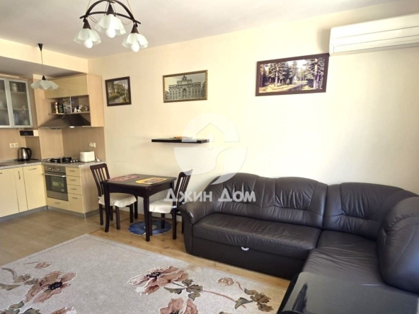 Двустаен апартамент в Варна, Бриз - 66 кв.м за 1468 €/кв.м - Снимка #1