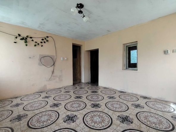 Къща в с. Попица, Област Враца - 110 кв.м за 70 €/кв.м - Снимка #1