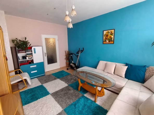 Тристаен апартамент в Плевен, Дружба 1 - 80 кв.м за 765 €/кв.м - Снимка #1