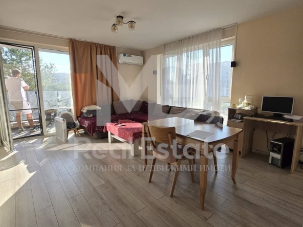 Тристаен апартамент в Пловдив, Тракия - 109 кв.м за 1926 €/кв.м - Снимка #1