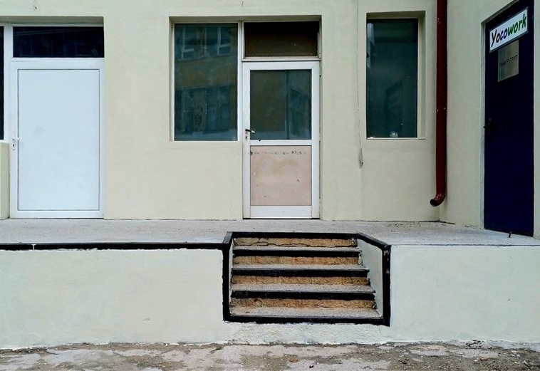Дава се под наем Склад в Варна, Младост 1 - 90 кв.м за 600 € - Снимка #1