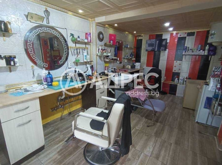 Магазин в Разград, Център - 15 кв.м за 4000 €/кв.м - Снимка #1