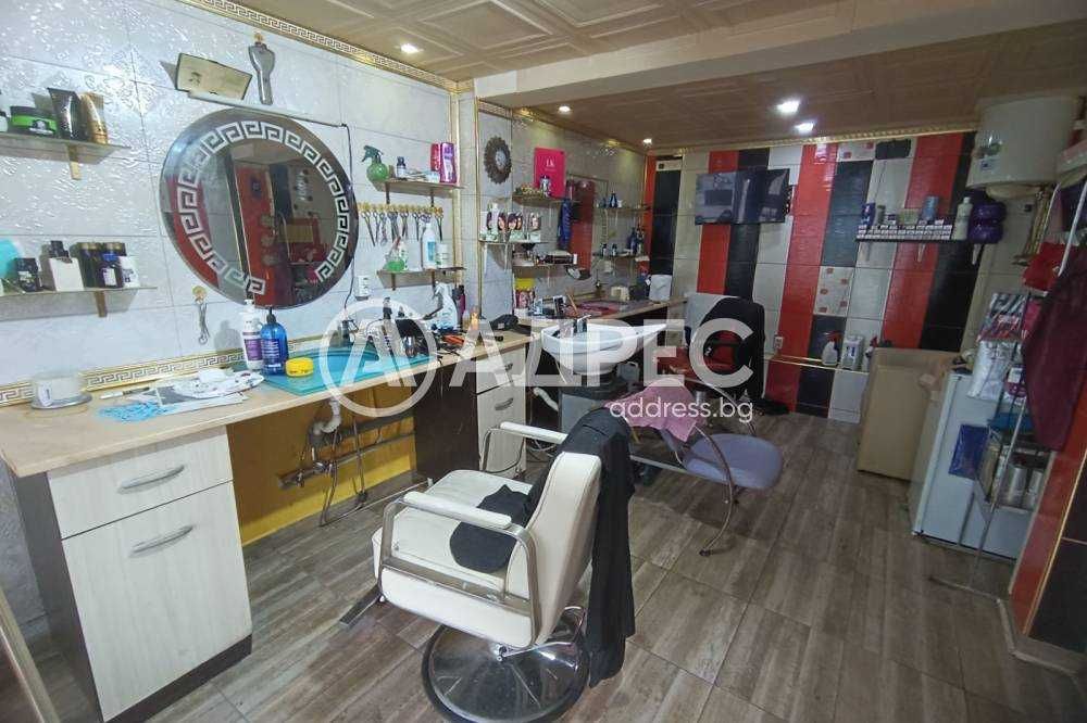 Магазин в Разград, Център - 15 кв.м за 4000 €/кв.м - Снимка #1