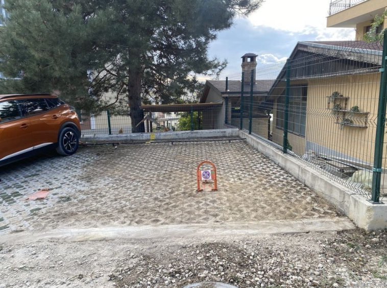 Гараж / Паркомясто в Варна, Възраждане 3 - 15 кв.м за 900 €/кв.м - Снимка #1