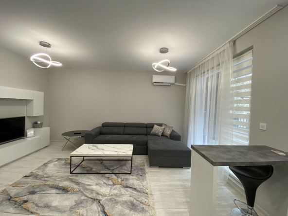 Дава се под наем Двустаен апартамент в Пловдив, Каменица 1 - 62 кв.м за 520 € - Снимка #1