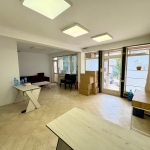 Дава се под наем Магазин в Търговище, Център - 60 кв.м за 450 € - Снимка #1