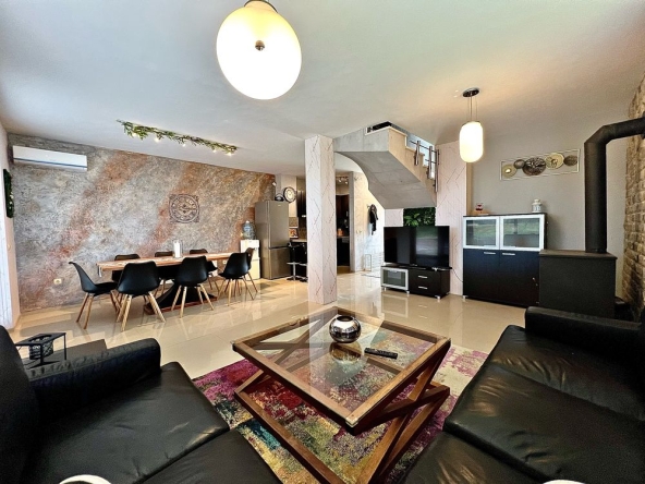 Къща в Балчик - 118 кв.м за 1500 €/кв.м - Снимка #1
