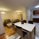 Дава се под наем Тристаен апартамент в София, Лозенец - 130 кв.м за 925 € - Снимка #1