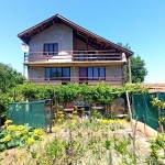 Къща в с. Ушинци, Област Разград - 180 кв.м за 945 €/кв.м - Снимка #1
