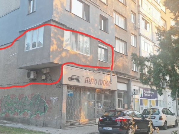 Тристаен апартамент в Силистра, Малчика - 100 кв.м за 1300 €/кв.м - Снимка #1