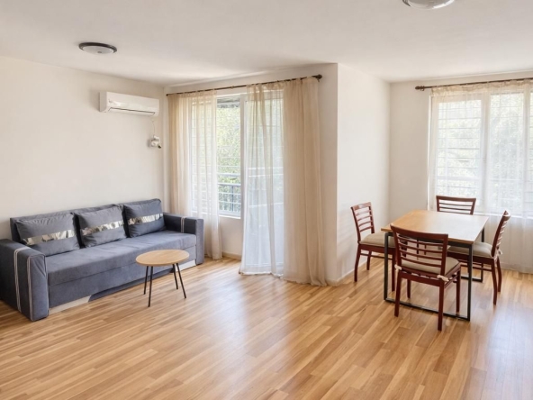Дава се под наем Двустаен апартамент в Варна, ХЕИ - 72 кв.м за 430 € - Снимка #1