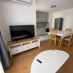 Дава се под наем Двустаен апартамент в София, Зона Б-18 - 90 кв.м за 700 € - Снимка #1