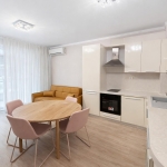 Дава се под наем Двустаен апартамент в Варна, Бриз - 60 кв.м за 650 € - Снимка #1