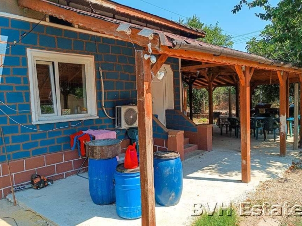 Къща в с. Белгун, Област Добрич - 70 кв.м за 1072 €/кв.м - Снимка #1