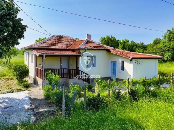 Къща в с. Суходол, Област Бургас - 105 кв.м за 571 €/кв.м - Снимка #1