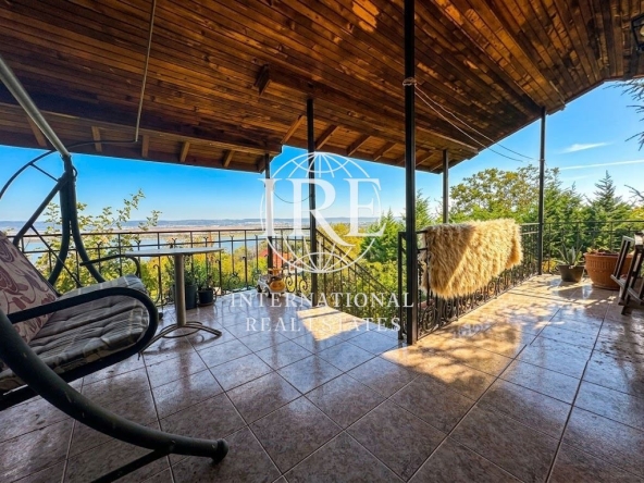 Къща в с. Константиново, Област Варна - 170 кв.м за 1236 €/кв.м - Снимка #1