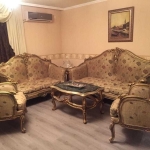 Дава се под наем Тристаен апартамент в к.к. Златни пясъци - 110 кв.м за 550 € - Снимка #1