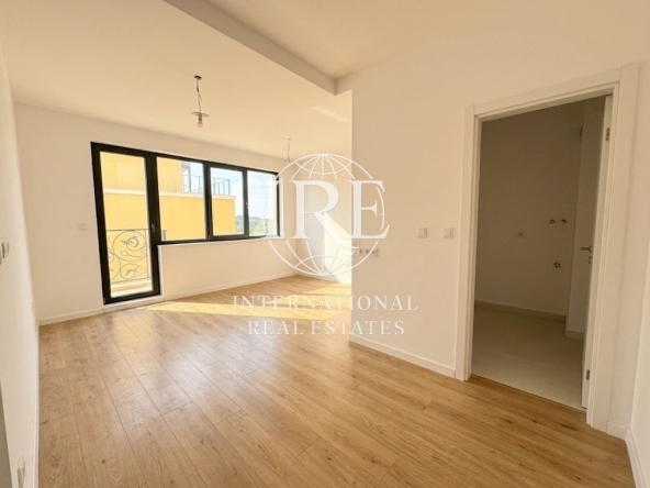 Двустаен апартамент в к.к. Св.Св. Константин и Елена - 48 кв.м за 2490 €/кв.м - Снимка #1