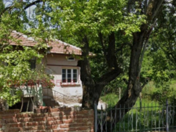 Къща в с. Големо Малово, Област София-област - 70 кв.м за 1572 €/кв.м - Снимка #1