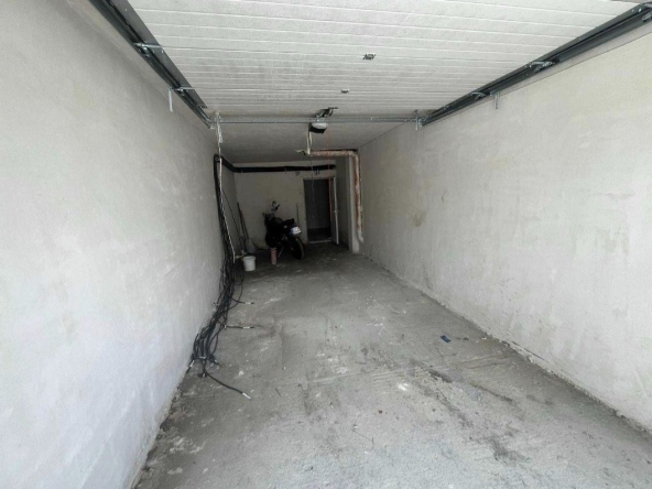 Гараж / Паркомясто в Казанлък - 26 кв.м за 1154 €/кв.м - Снимка #1