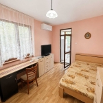 Дава се под наем Едностаен апартамент в Пловдив, Център - 40 кв.м за 220 € - Снимка #1