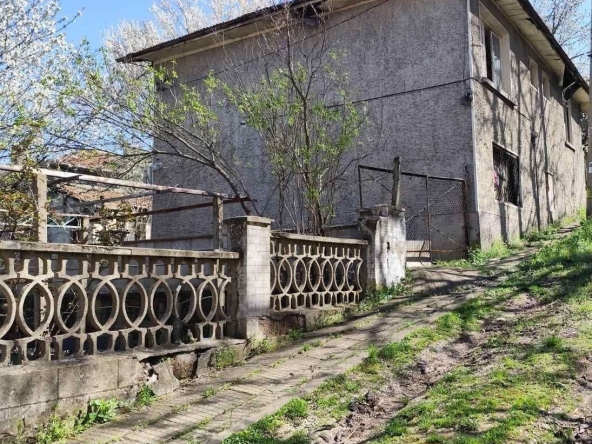 Къща в Горна Оряховица - 160 кв.м за 244 €/кв.м - Снимка #1