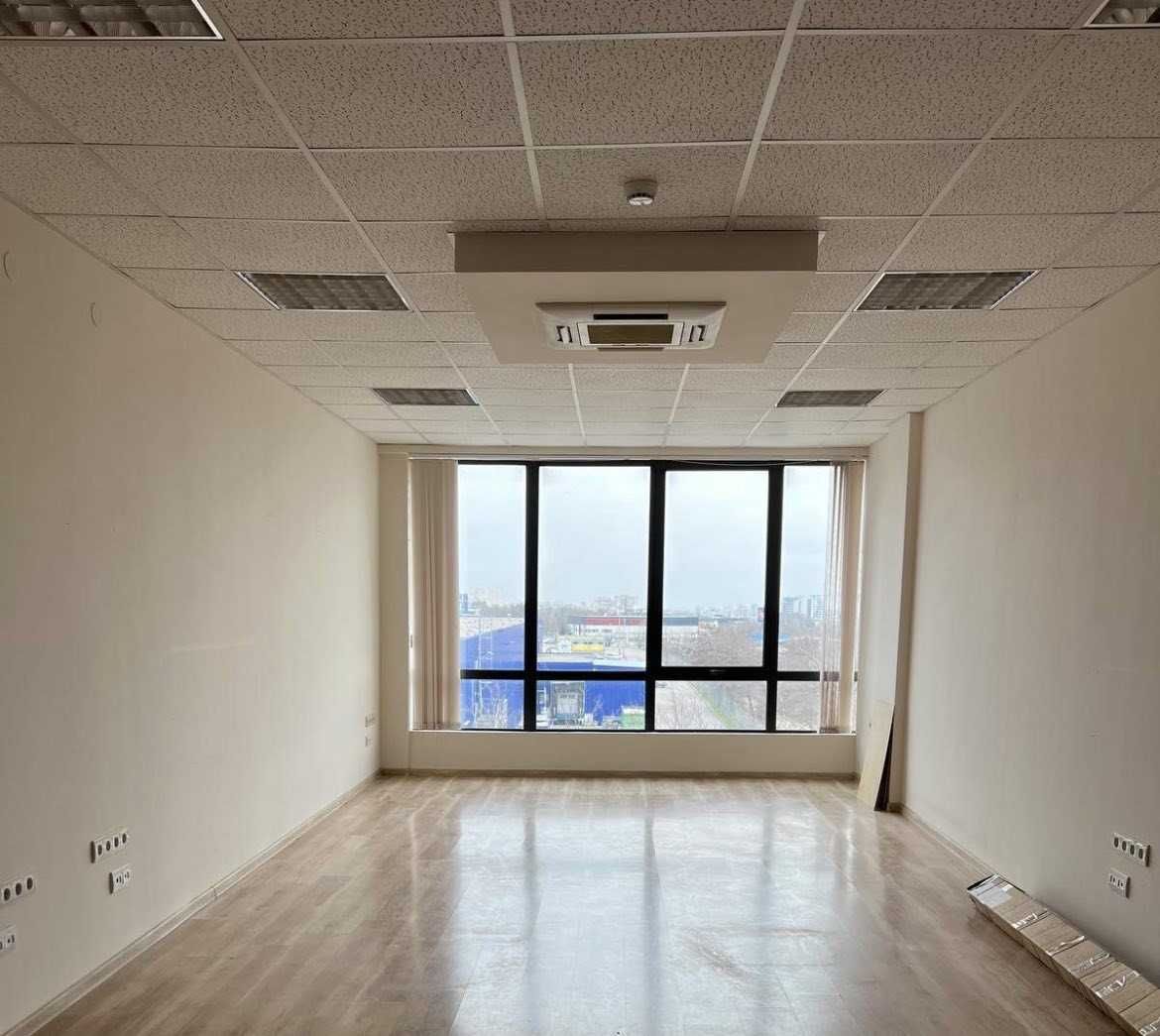 Дава се под наем Офис в Варна, Западна промишлена зона - 40 кв.м за 280 € - Снимка #1