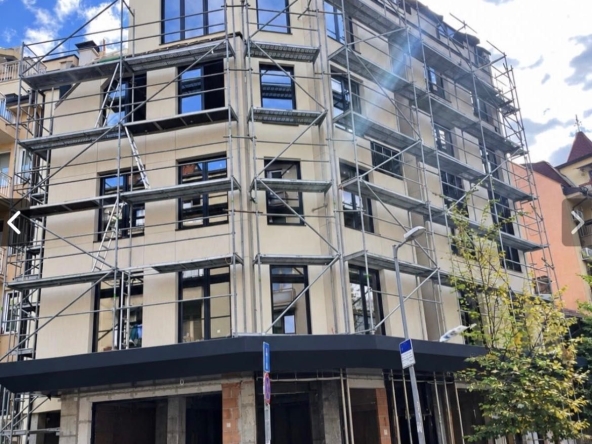 Тристаен апартамент в София, Център - 112 кв.м за 3081 €/кв.м - Снимка #1