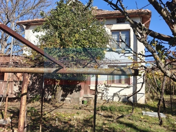 Къща в с. Богданов дол, Област Перник - 180 кв.м за 545 €/кв.м - Снимка #1