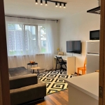 Дава се под наем Етаж от къща в София, Център - 50 кв.м за 650 € - Снимка #1