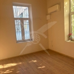 Дава се под наем Офис в Стара Загора, Център - 25 кв.м за 150 € - Снимка #1
