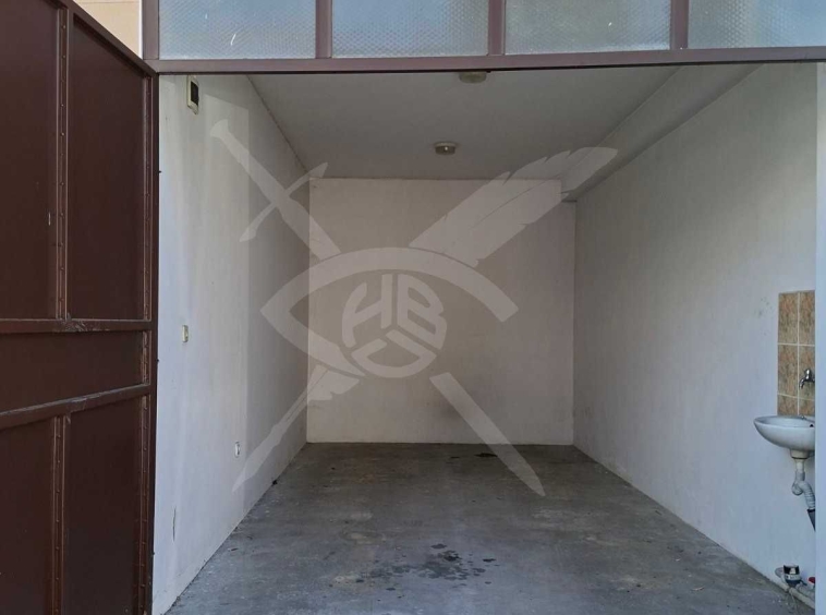 Дава се под наем Гараж / Паркомясто в Стара Загора, Казански - 23 кв.м за 110 € - Снимка #1