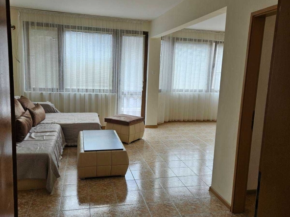 Тристаен апартамент в Асеновград - 100 кв.м за 1550 €/кв.м - Снимка #1