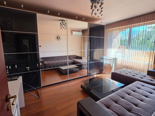 Дава се под наем Двустаен апартамент в Дупница - 75 кв.м за 400 € - Снимка #1