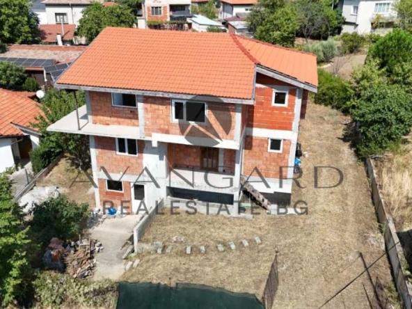 Къща в с. Брестовица, Област Пловдив - 254 кв.м за 894 €/кв.м - Снимка #1