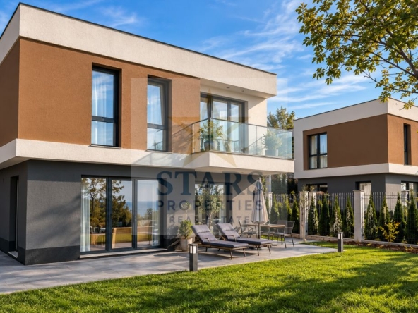 Къща в Варна, м-т Сълзица - 147 кв.м за 2041 €/кв.м - Снимка #1