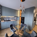 Дава се под наем Двустаен апартамент в Пловдив, Кършияка - 75 кв.м за 600 € - Снимка #1