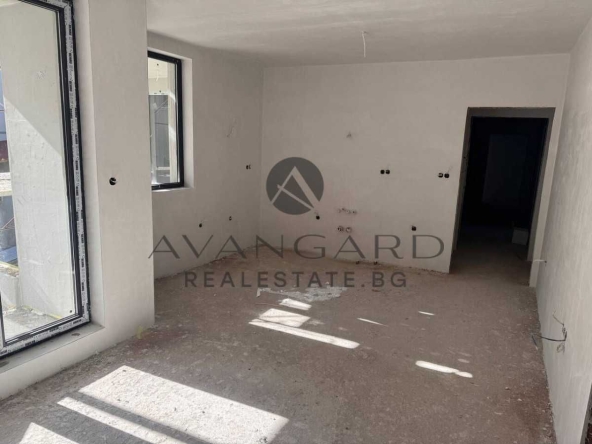 Двустаен апартамент в Пловдив, Кючук Париж - 61 кв.м за 1853 €/кв.м - Снимка #1