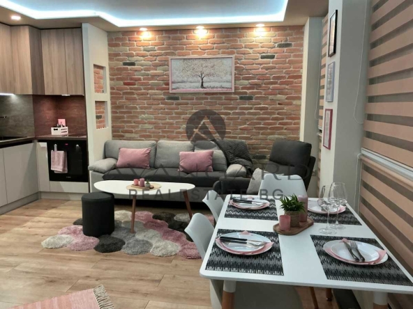 Двустаен апартамент в Пловдив, Център - 66 кв.м за 2968 €/кв.м - Снимка #1